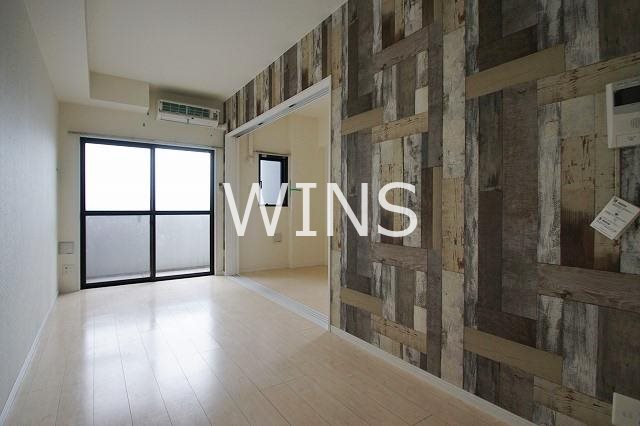 居室・リビング　別部屋参考写真です