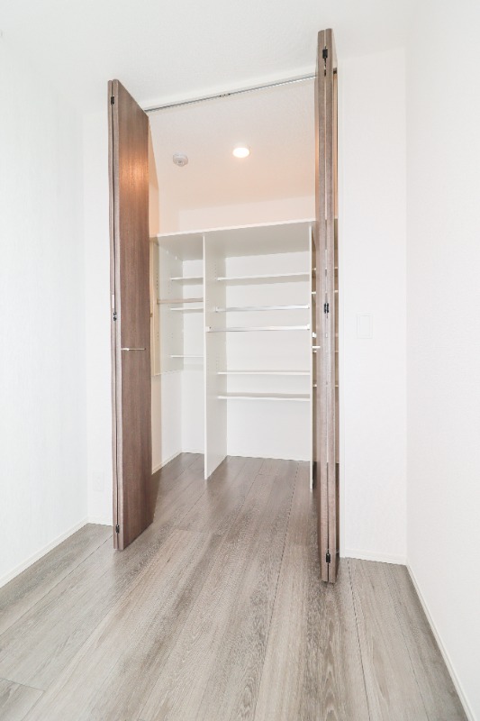 収納　図面と現状に相違がある場合には現状を優先