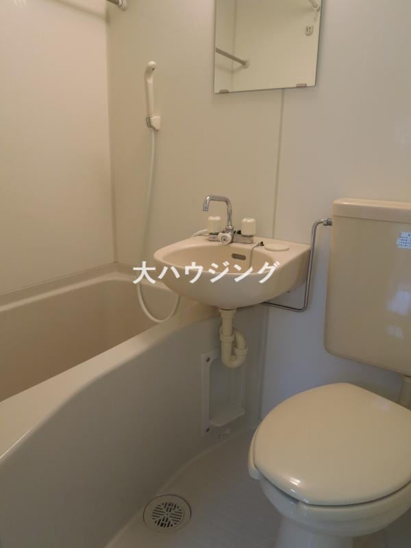 バス・シャワールーム