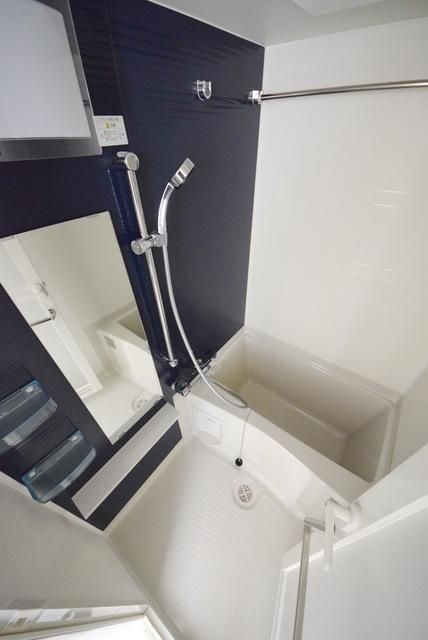 バス・シャワールーム　※同物件参考写真