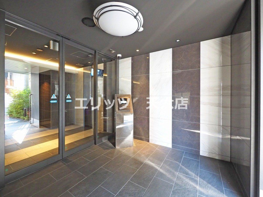 ロビー　エントランス