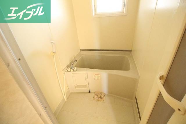 バス・シャワールーム　写真は同タイプのお部屋です