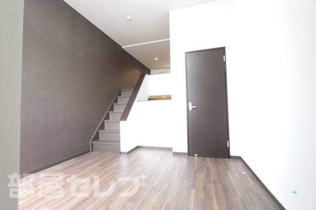 居室・リビング　モデルルーム写真参照