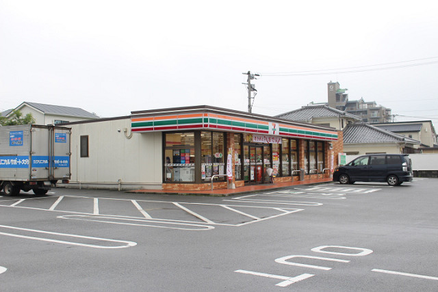 コンビニ　ローソン大分横尾店（コンビニ）まで1300m