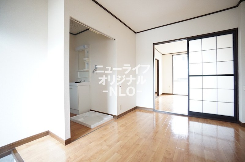 その他　生活導線の中心となるキッチン5.8帖☆