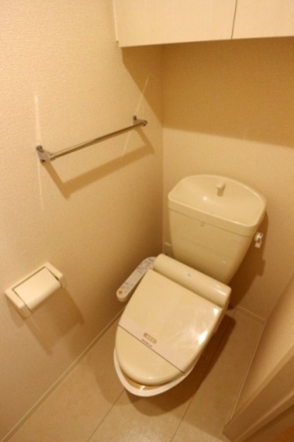 トイレ　温水洗浄暖房便座