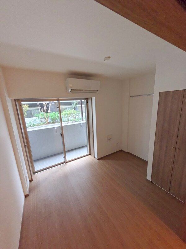 居室・リビング　内観1※別部屋参考写真