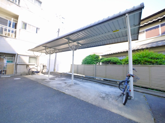 その他共有部分　駐輪場完備