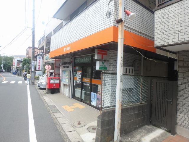 郵便局　横浜万騎が原郵便局（郵便局）まで726m