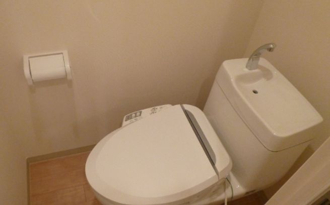 トイレ　トイレもきれいです