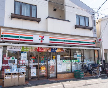 コンビニ　セブン-イレブン 五本木店（コンビニ）まで415m