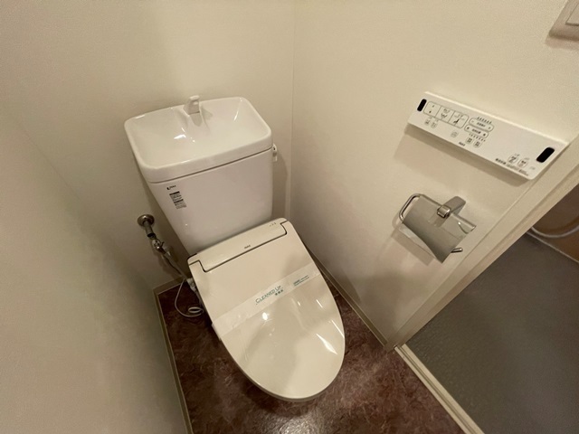 トイレ　別号室の写真