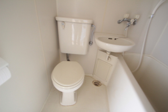 トイレ　※別部屋の写真です