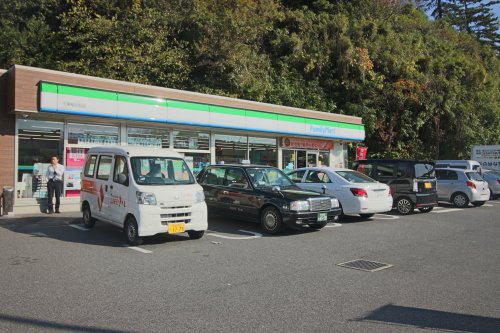 コンビニ　ファミリーマート 千葉稲丘町店（コンビニ）まで1796m
