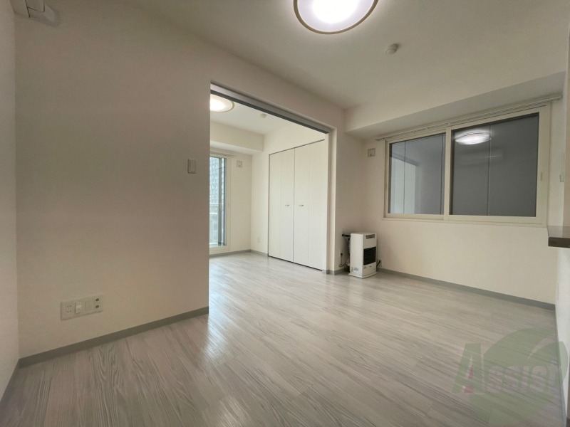 居室・リビング　広くてキレイなお部屋が広がっていて、充実した生活が送れそう。