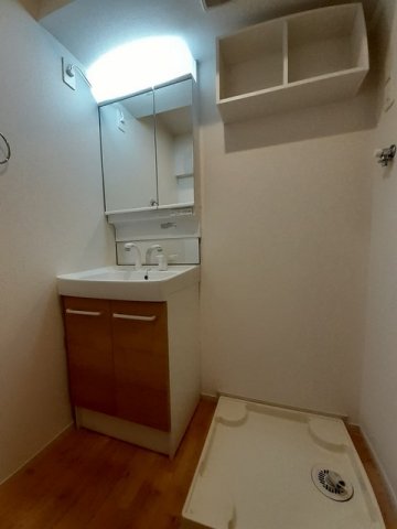 洗面設備　広い洗面スペース