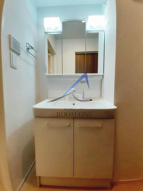 洗面設備　洗面台です。