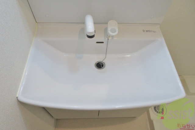 洗面設備　キレイな洗面所で朝をスタートできそうです