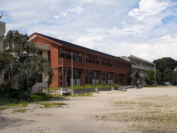 小学校　沼田市立升形小学校（小学校）まで550m