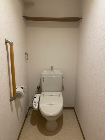 トイレ　コンパクトで使いやすいトイレです