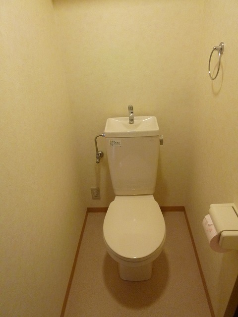 トイレ　シンプルで使いやすいトイレです