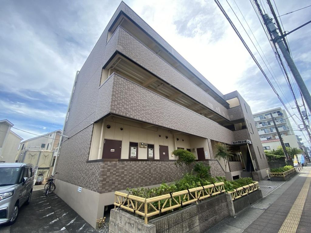 建物外観　★お部屋探しはタウンハウジング高幡不動店まで★