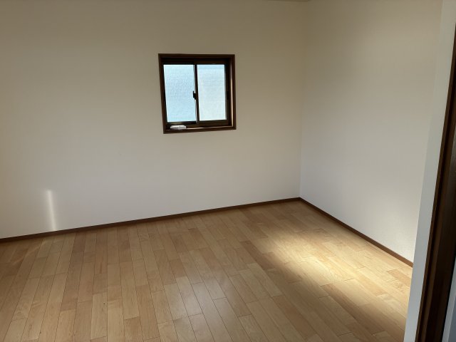 その他　２階西側洋室
