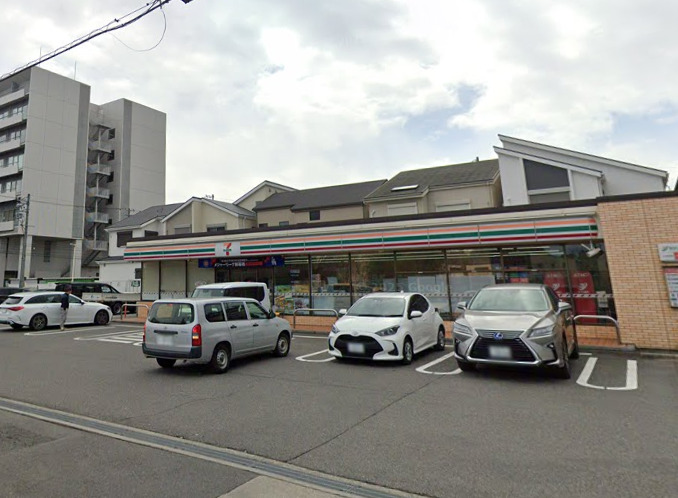 コンビニ　セブンイレブン 名古屋港区七番町店（コンビニ）まで58m