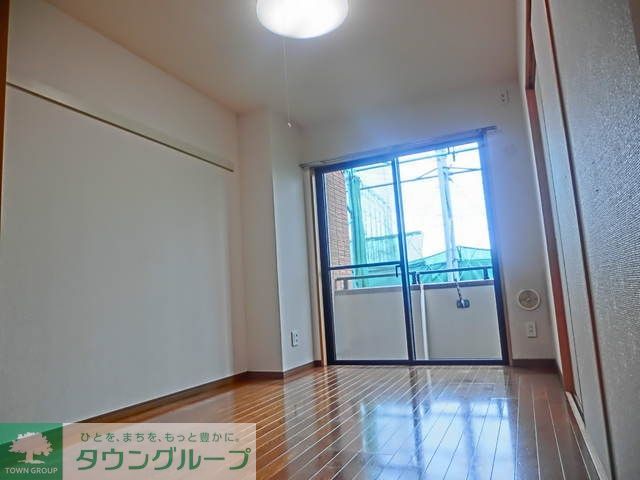 居室・リビング　★きれいなお部屋です★