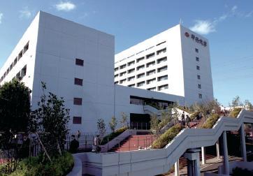 大学・短大　中央大学（大学・短大）まで1652m