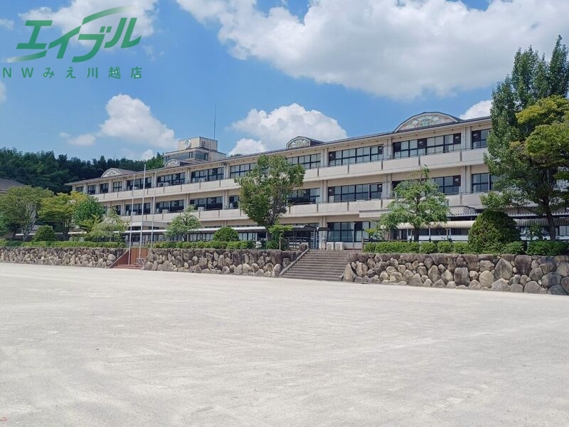 中学校　朝日町立朝日中学校（中学校）まで1278m