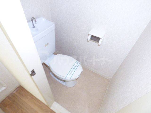 トイレ　※別号室参考写真※