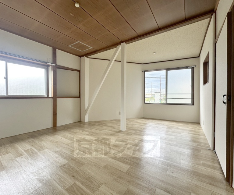 外山街道町貸家の居間写真
