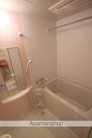 セレニテ本町エコートの風呂写真