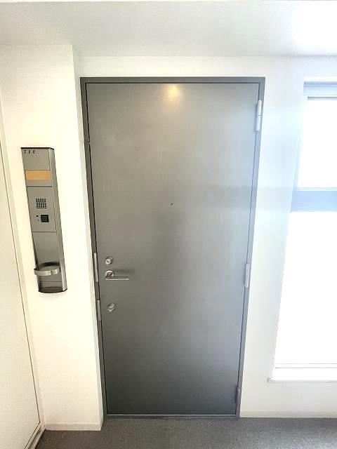 玄関　ダブルロックキー