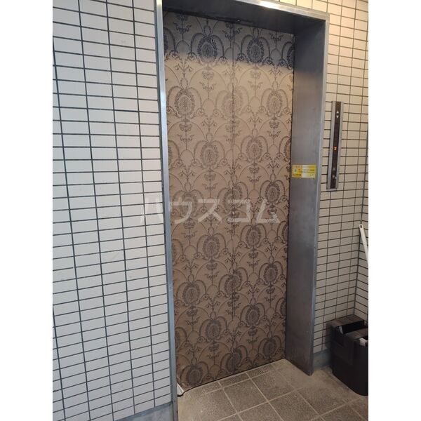 もみじ通りハイツの外観写真