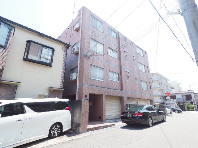 建物外観　綺麗な外観ですね。