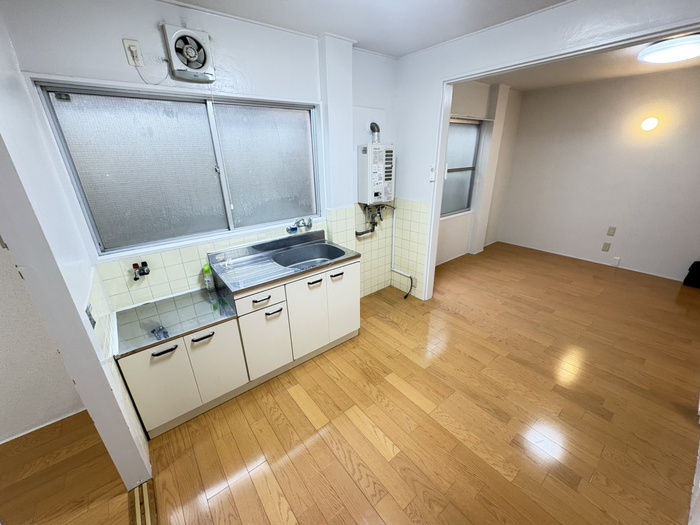 山昇マンションの居間写真
