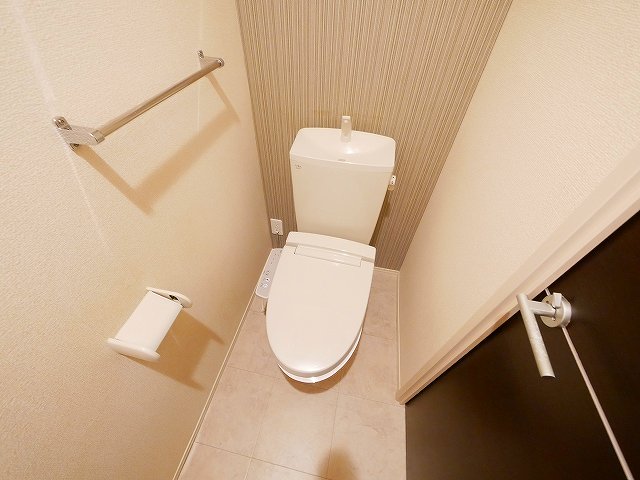 トイレ　清潔感のあるトイレです