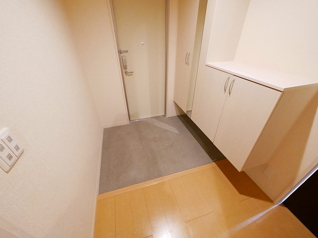 玄関　広い玄関です