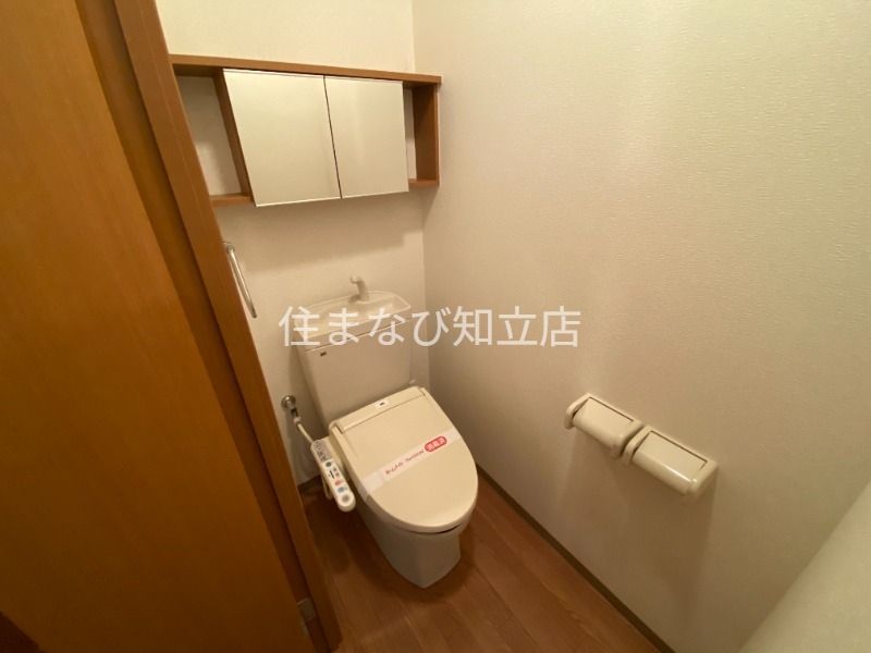 トイレ　同型タイプ