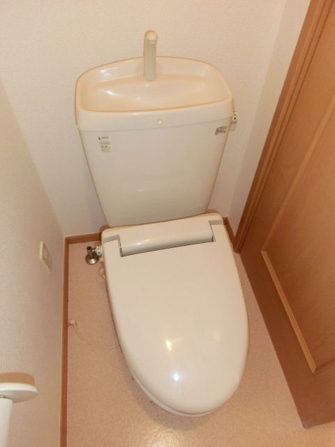 トイレ　清潔感のあるトイレ