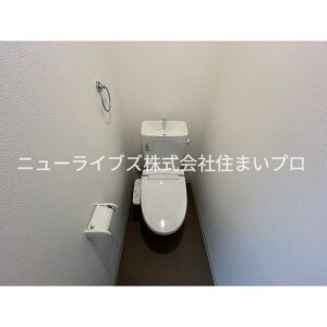 京阪本線 寝屋川市駅 徒歩14分 3階建 築3年のトイレ写真