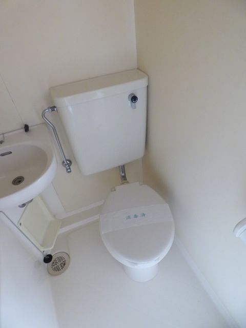 トイレ　別のお部屋のイメージ写真