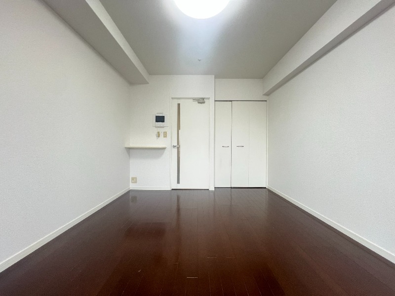 居室・リビング　１４０７号室写真