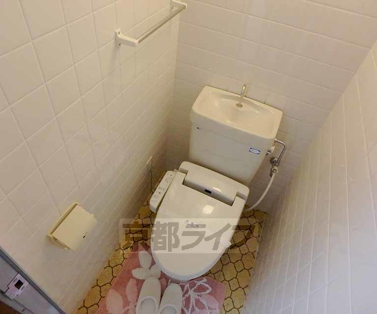 ウエストヒルズ同志社前I号館 女子学生専用のトイレ写真