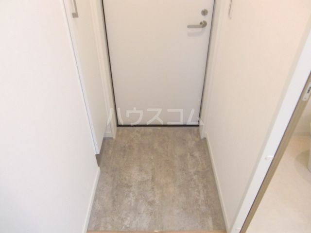 フルールバロン八王子の玄関写真