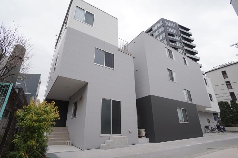 TAKANAWA CUBE Eastの外観写真