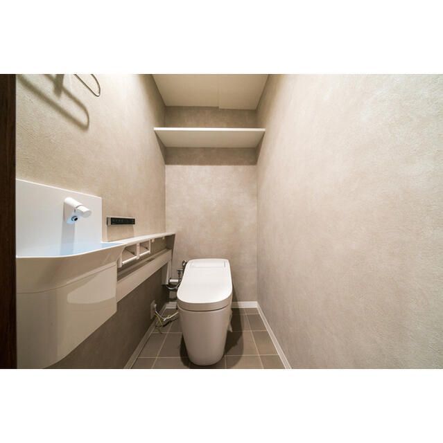トイレ　トイレもきれいです