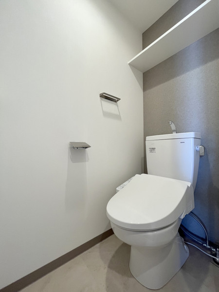 阪急宝塚線 豊中駅 徒歩7分 10階建 築4年のトイレ写真